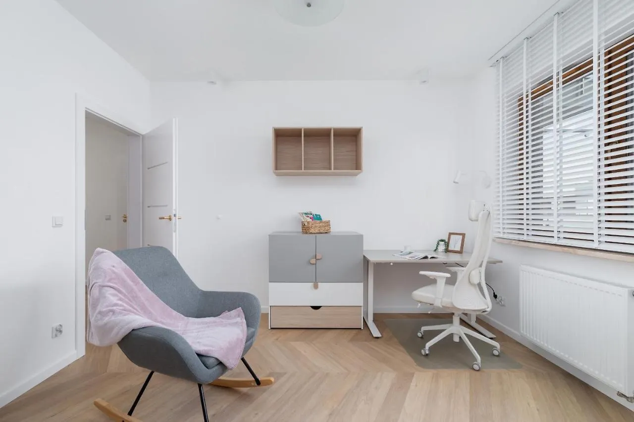 Grzegorzki Park Unique Apartment Cracow By Renters Prestige Krakau Polen